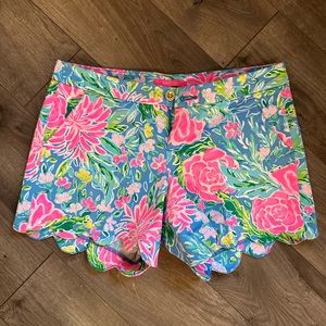 Scalloped Floral Lilly Pulitzer shorts